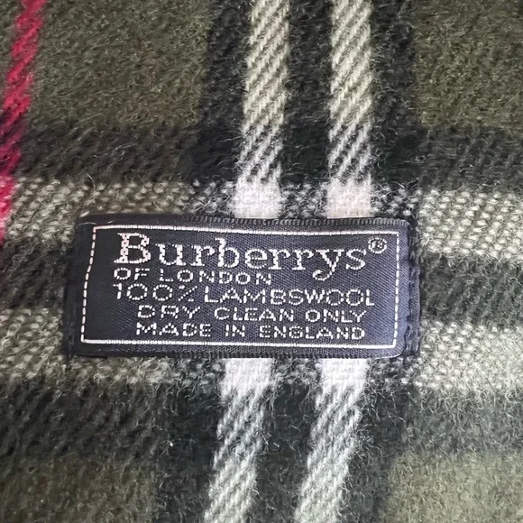 MINT Vintage Burberrys of London Lambswool Scarf Olive Green Nova Check - Picture 6 of 9